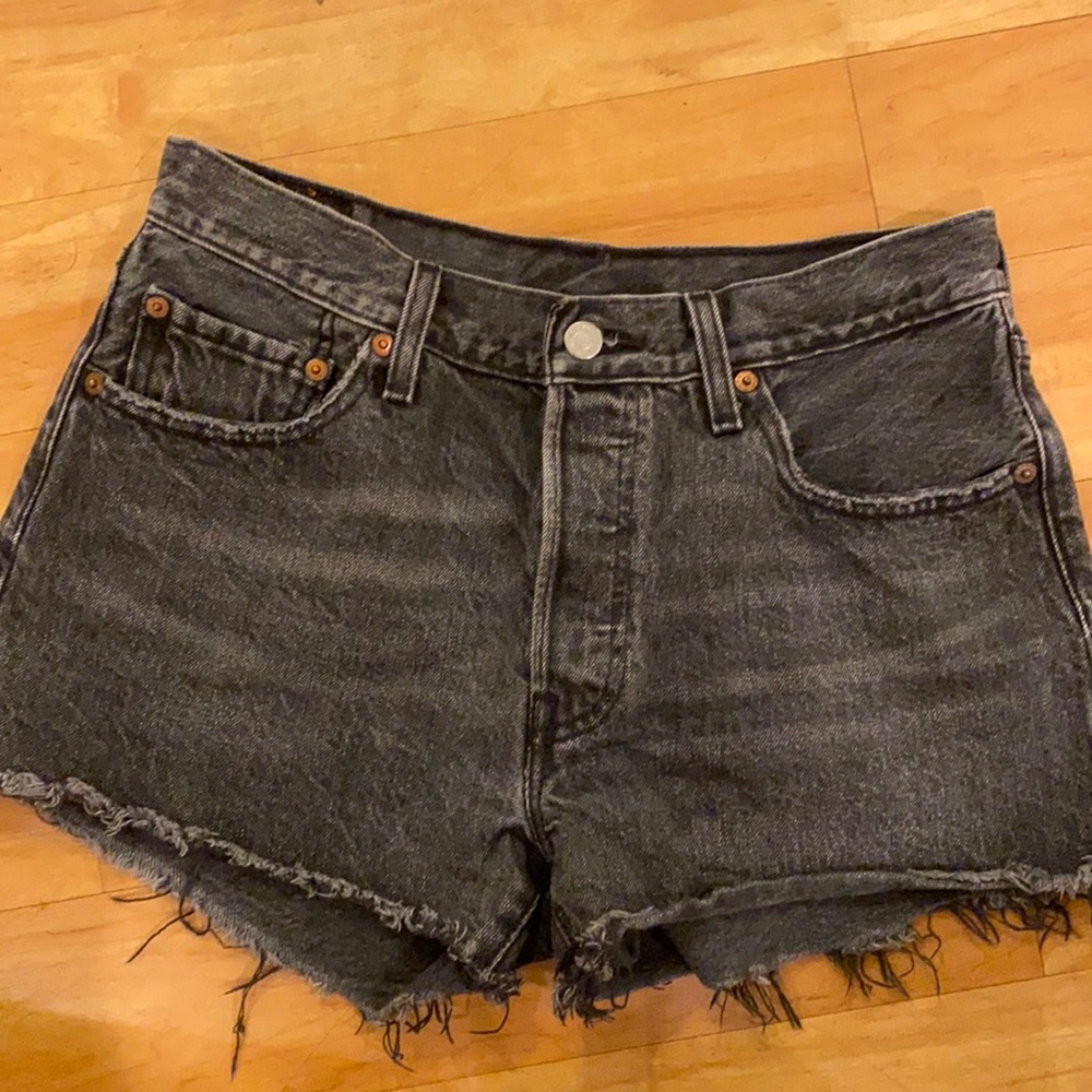 501 LEVI SHORTS